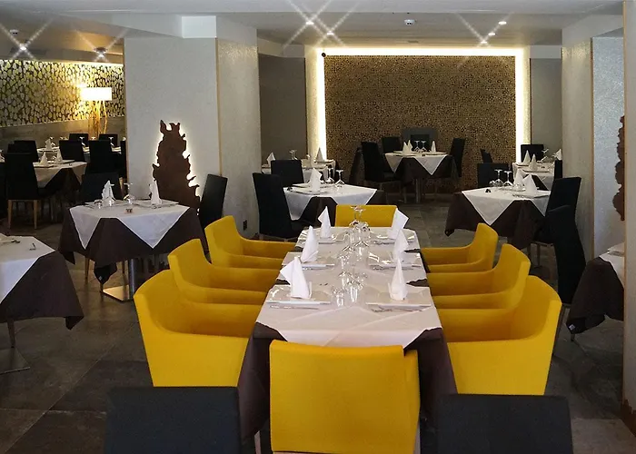 National Park Hotel & Spa