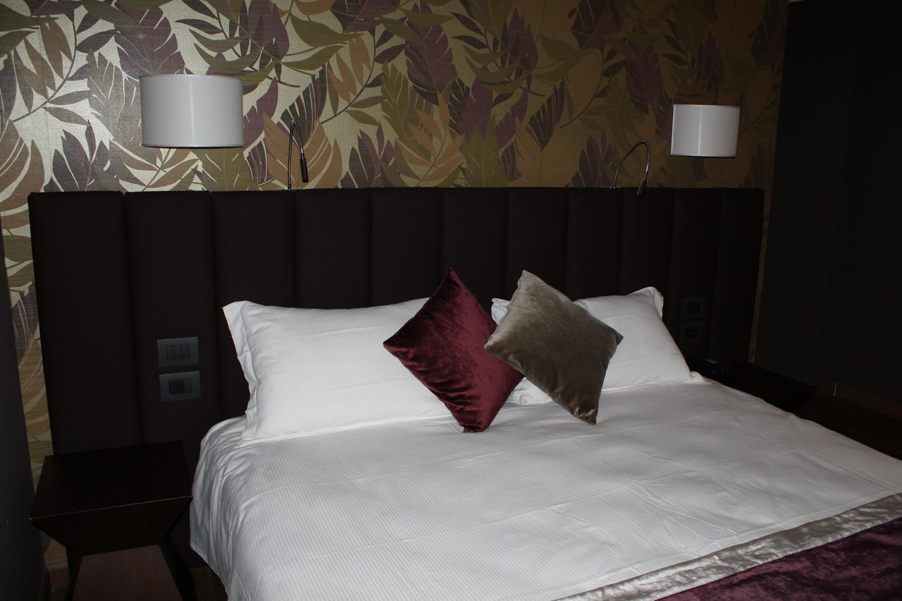 National Park & Hotel